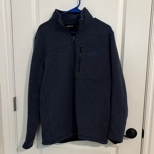 Men’s Northface pullover